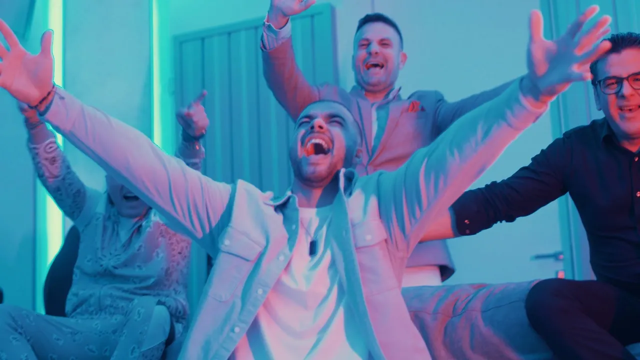 Costi x Vladuta Lupau x Culita x Baboiash x Mexicanu x Gabi Iorga x Stelu - Haide Opa Romania