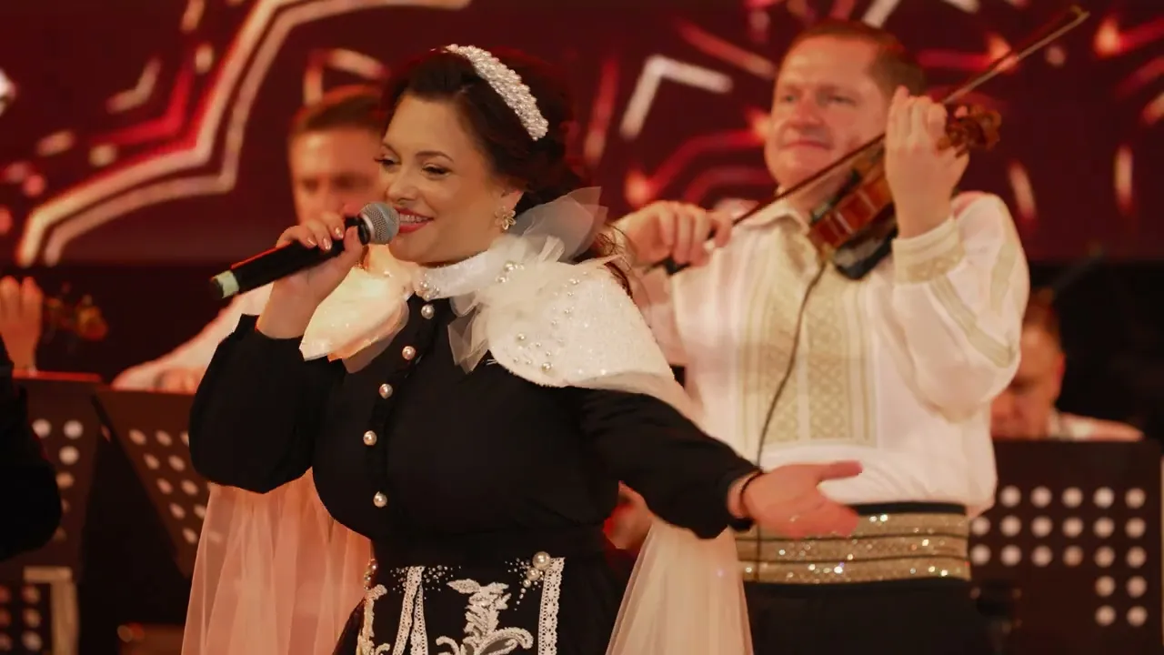 Laura Olteanu - Marioara de la Gorj