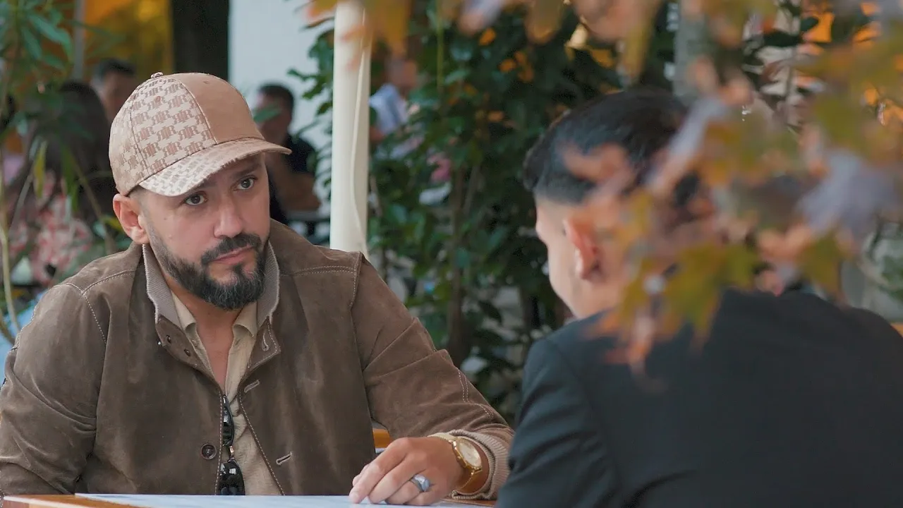 Zamfir de la Baia Mare - Omule cu doua fete (Video Original)