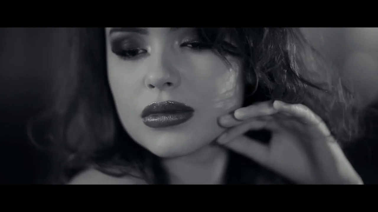 Alessio - Ce sa mai fac cu viata mea (Manele Vechi)