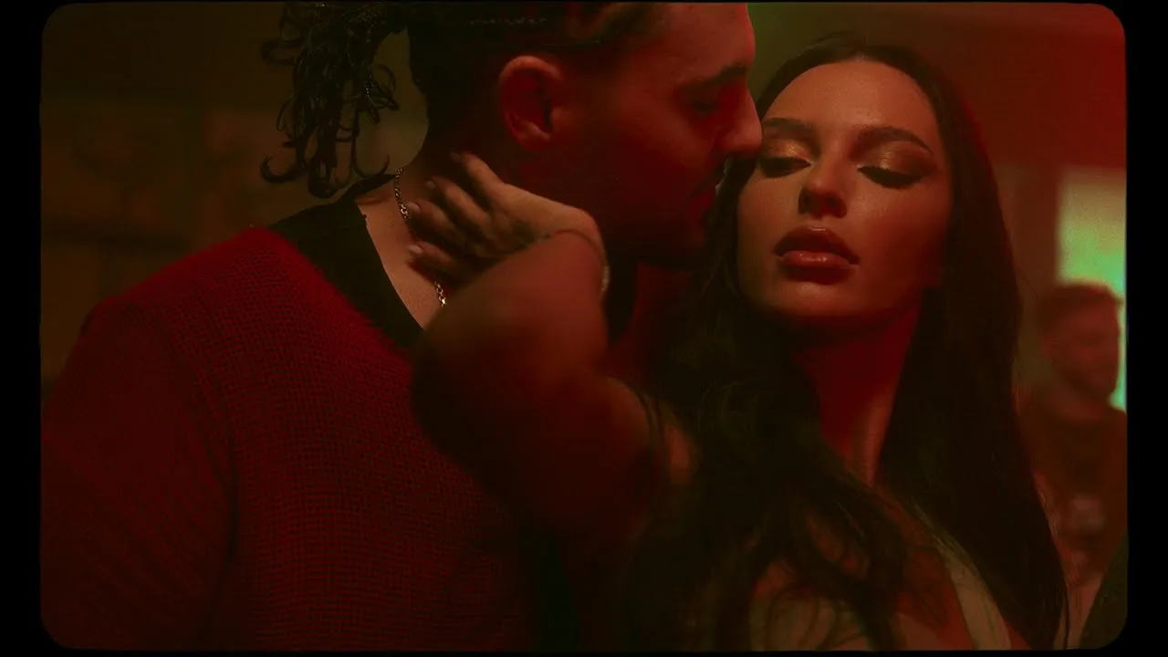 Mario Fresh - Dansezi