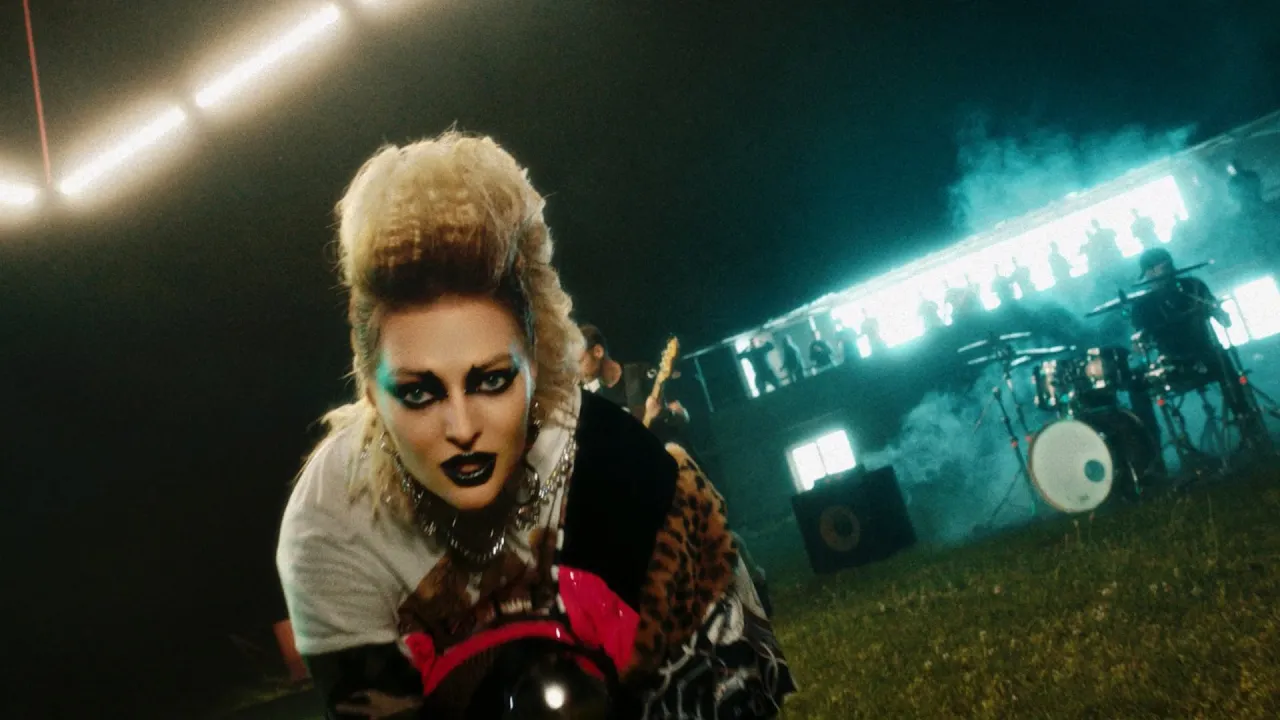 Delia - OTZL GLTZ Original Radio Edit)