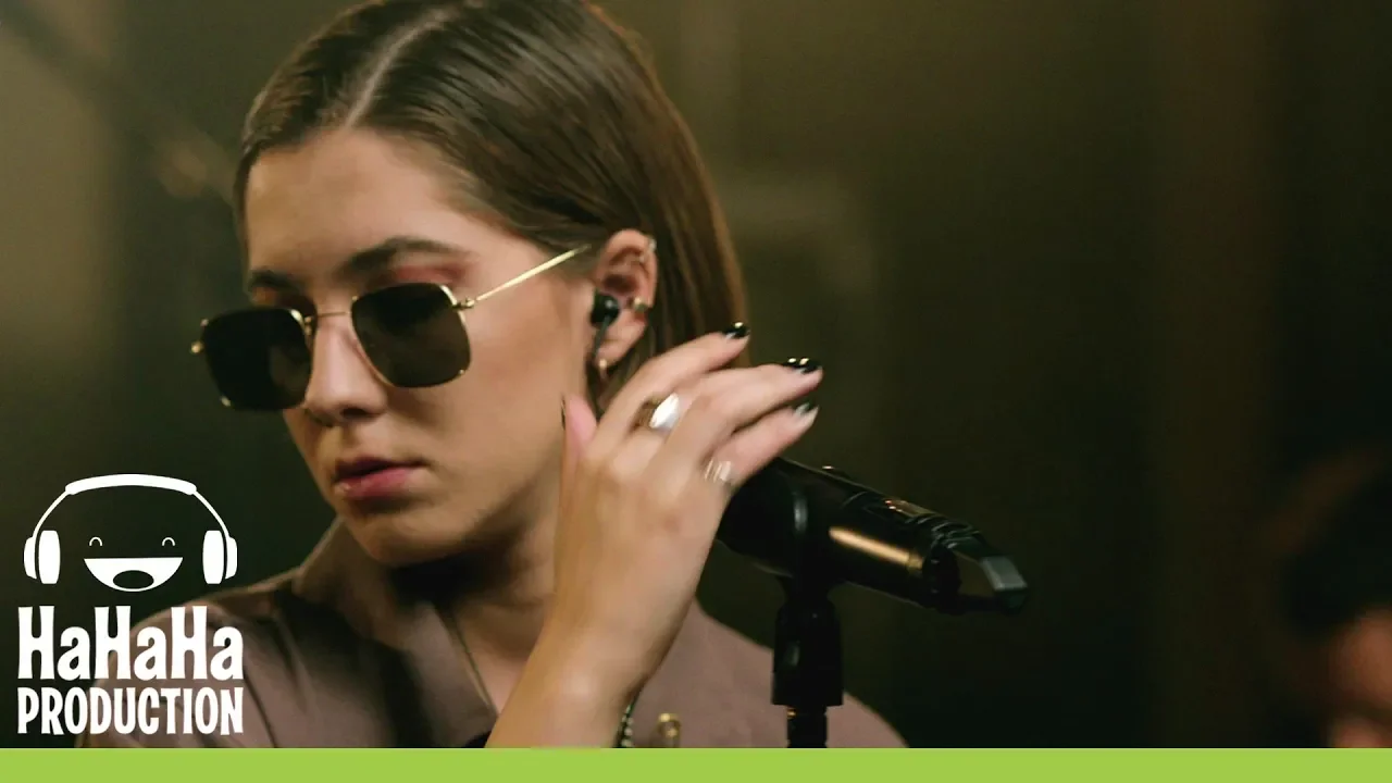 Iova - Hit the Gas (Ha! Live Session)