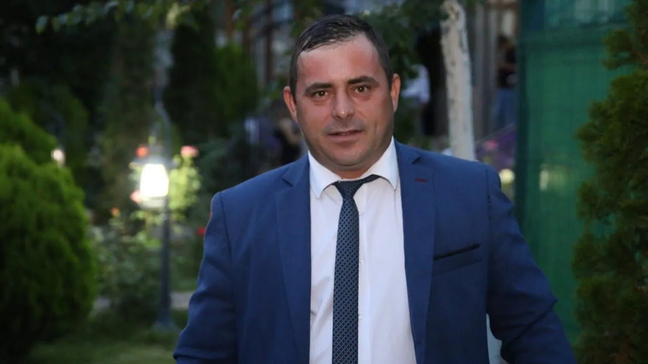 Sorinel de la Plopeni - Colaj etno 2020 melodii super frumoase