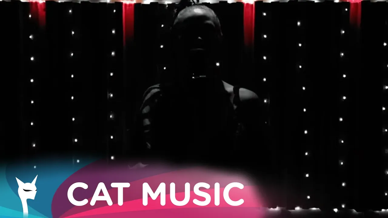 MOOD - Red Light (Video Original)