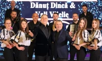 Vali Vijelie & Danut Dinca - Ma caut prin buzunare