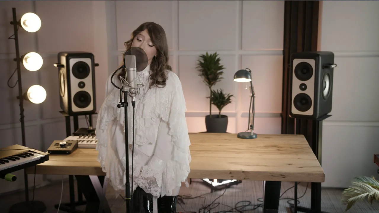 Dayana - Loca x Disfruto (Live Session)