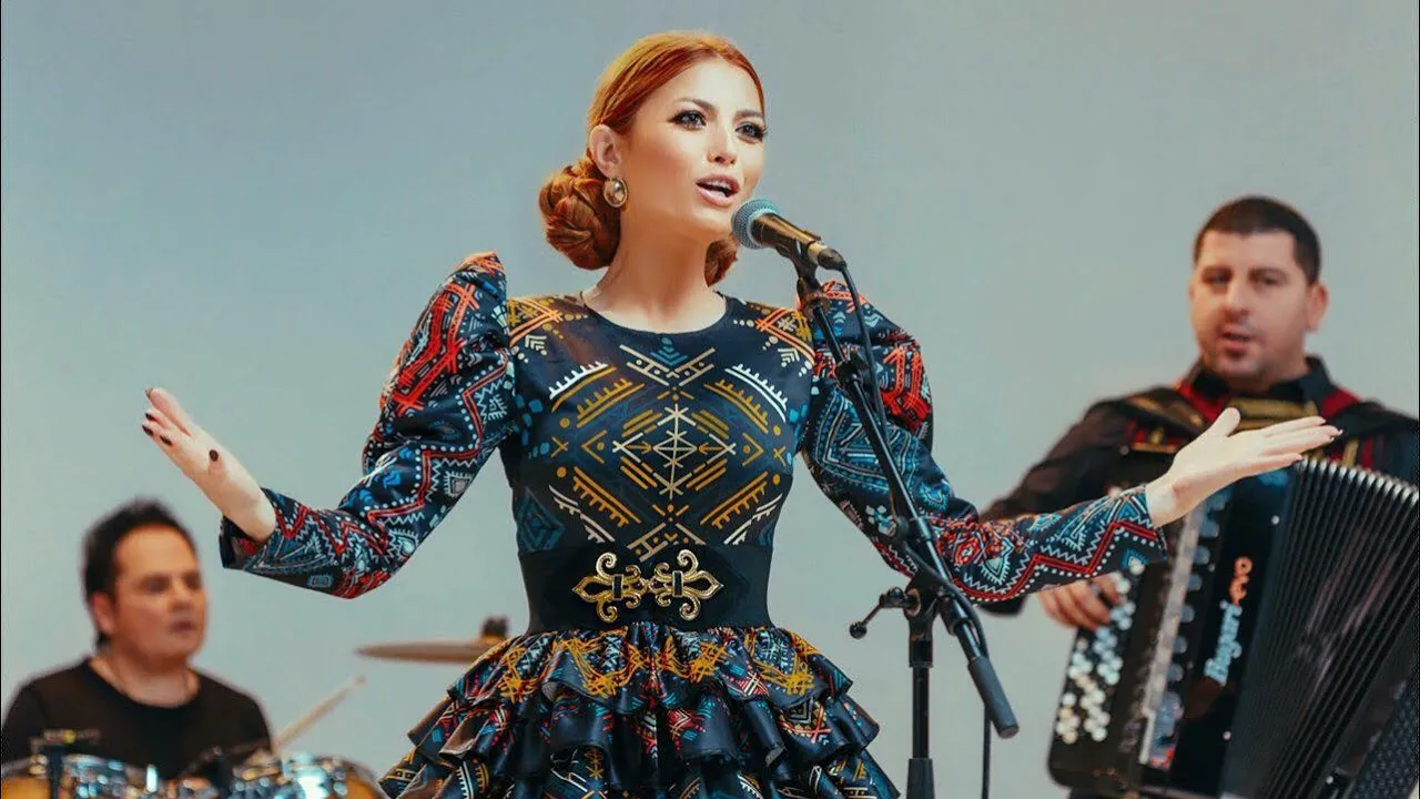 Elena - Luna alba (Videoclip HD)