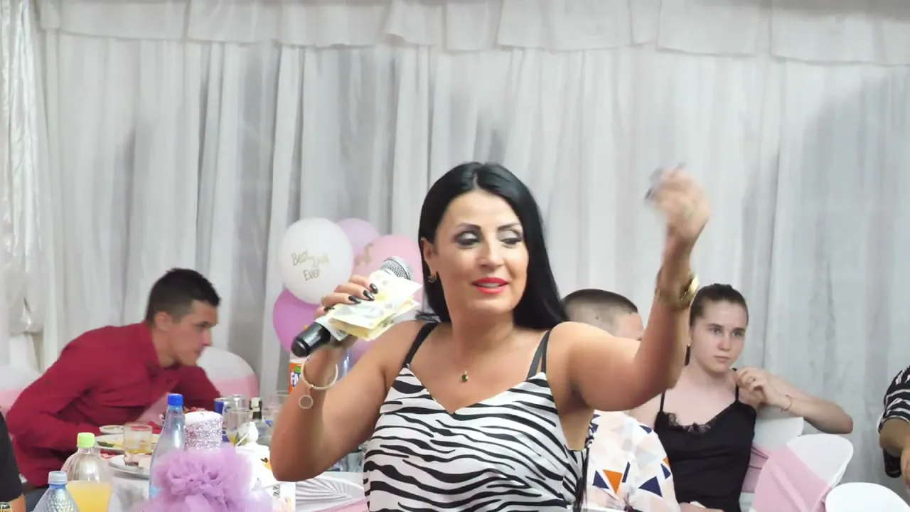 IONICA PUPAZA - NOU CEL MAI TARE COLAJ DE HORE DE JOC