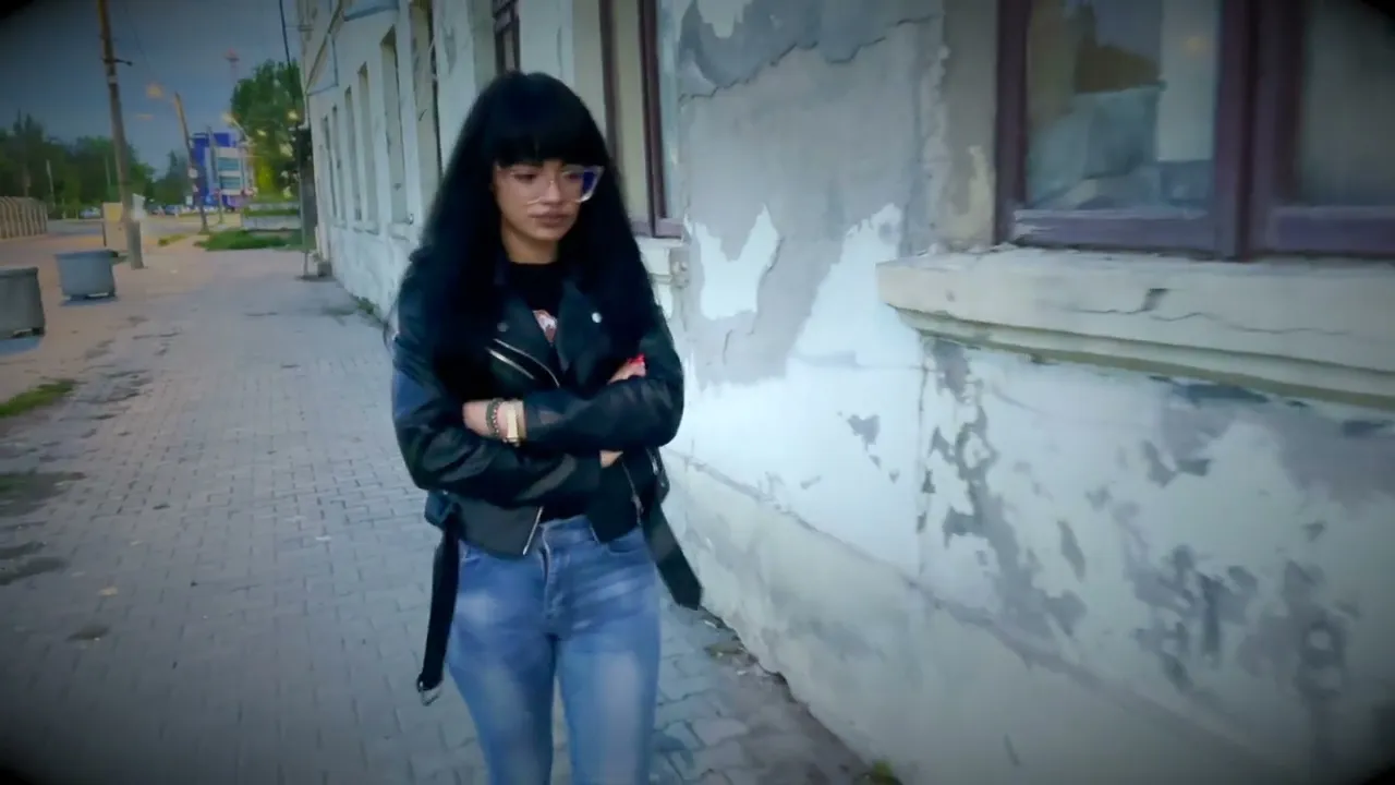 Iulian Grigoras si Mirela Husein - Dragoste m-ai lasat prada (Originala 2022)