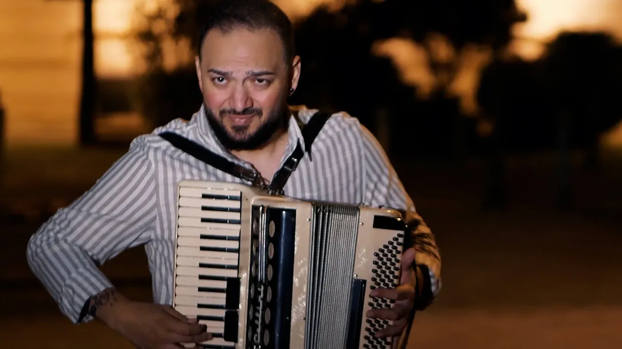 Catalin Ciortan - Dupa rele vin si bune (Instrumental Acordeon Player)