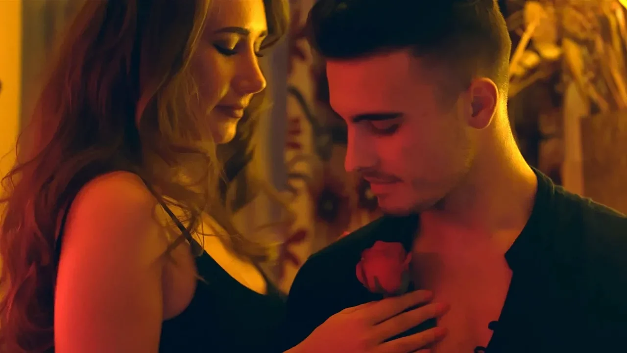 Ionut Frumuselu - Lesinata dupa mine (Videoclip HD)