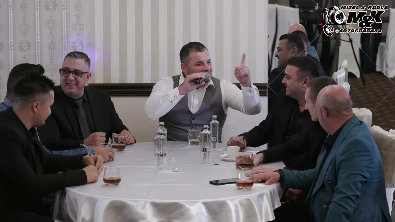 LUCIAN COJOCARU - STAU DUSMANII MEI LA MASA