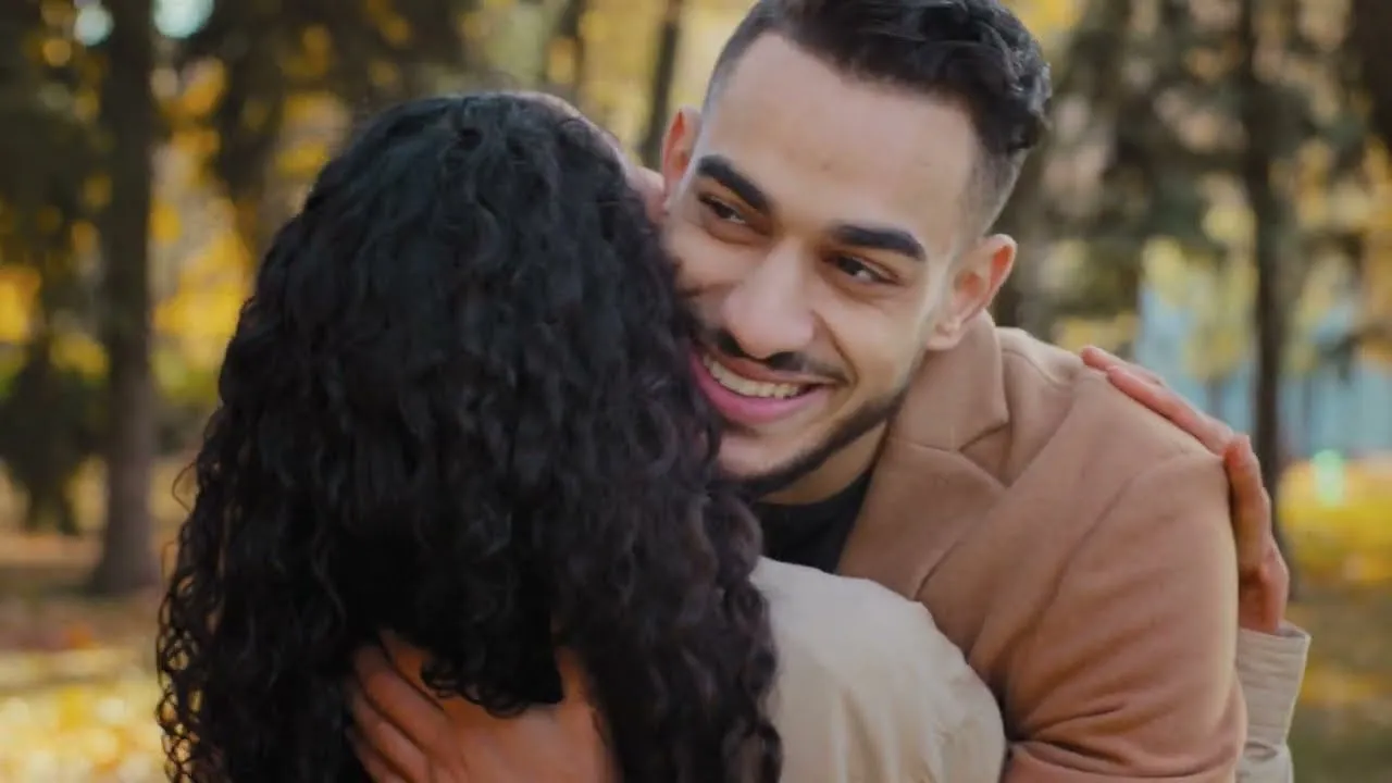 Liviu Didu, Mirela Husein & Iulian Grigoras - De te-ai Frige cu Cafea (Video Original)