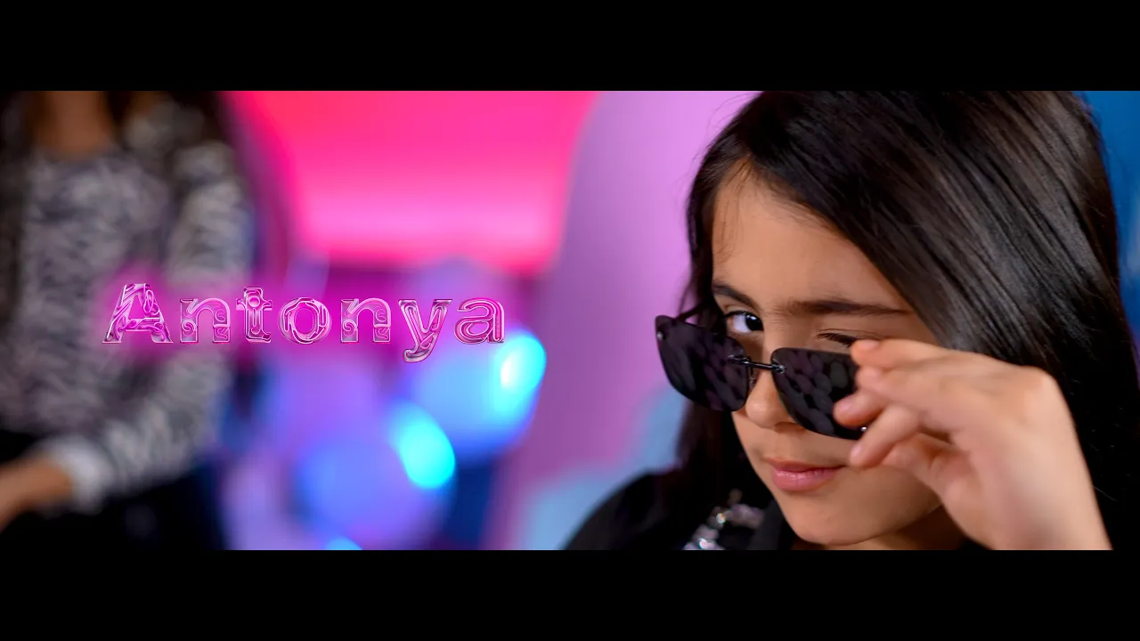 Antonya - Sic Sic Sic (Video Original)