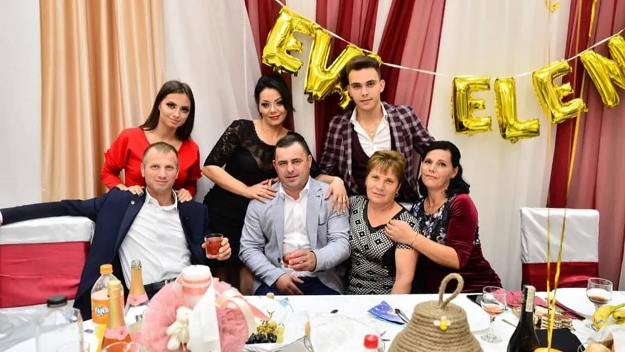 Muzica de petrecere 2020 colaj MUZICA DE PETRECERE LIVE