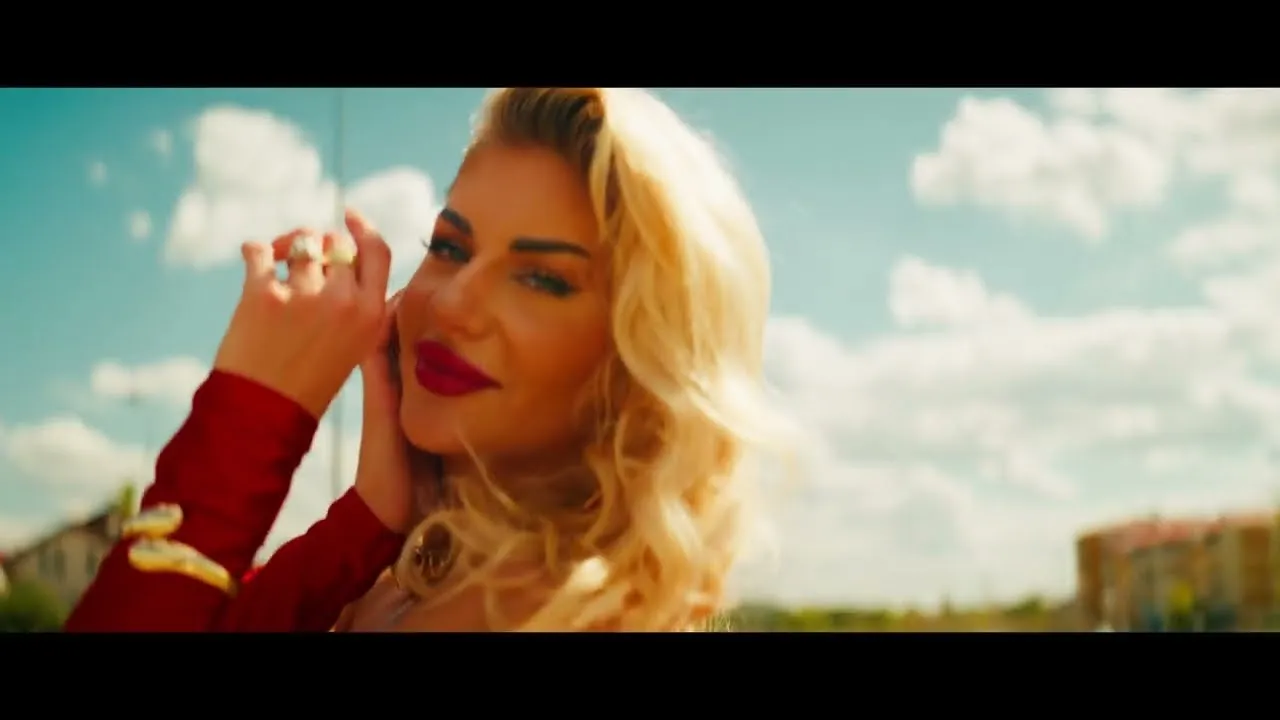 Tzanca Uraganu - Vara-i vara (Video Original)