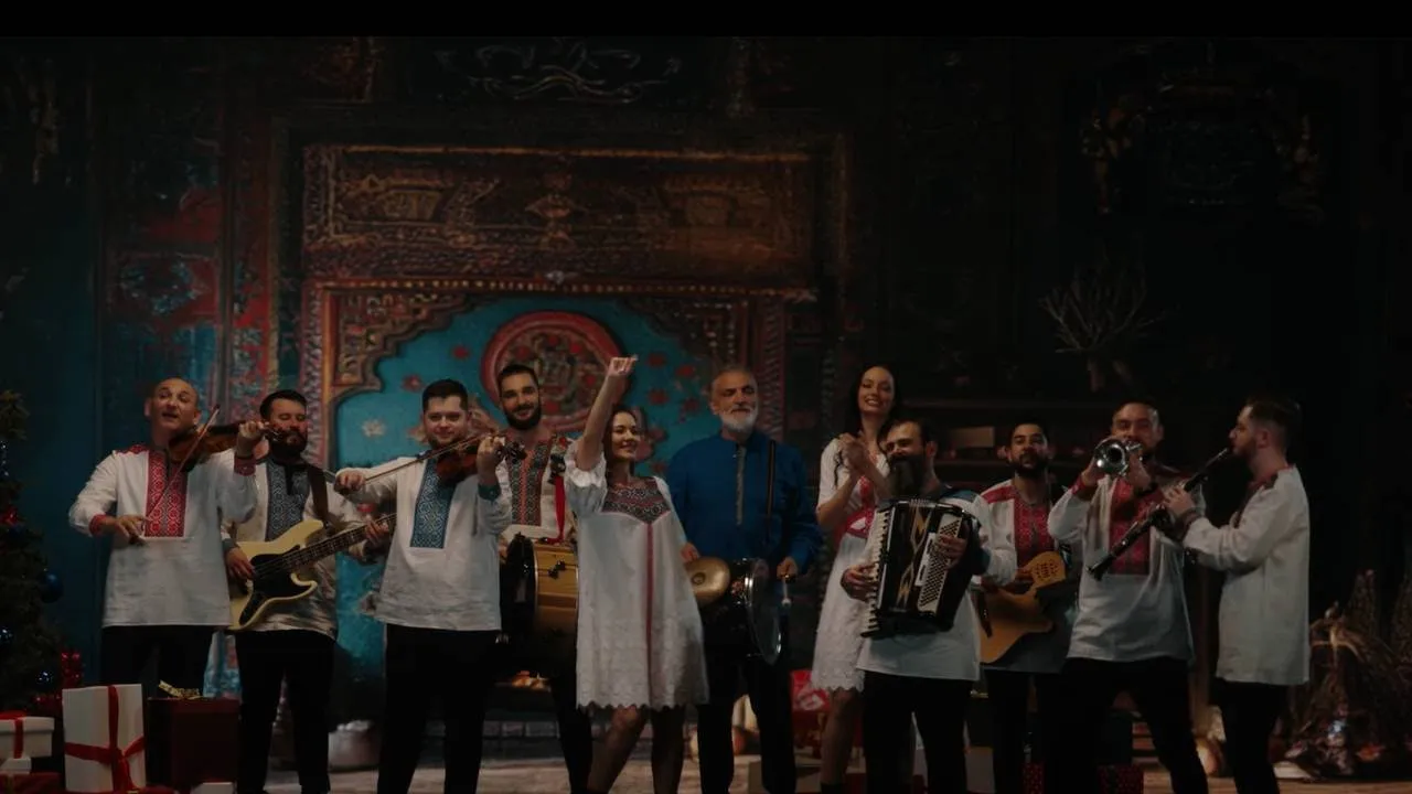 Damian And Brothers - La multi ani cu sanatate