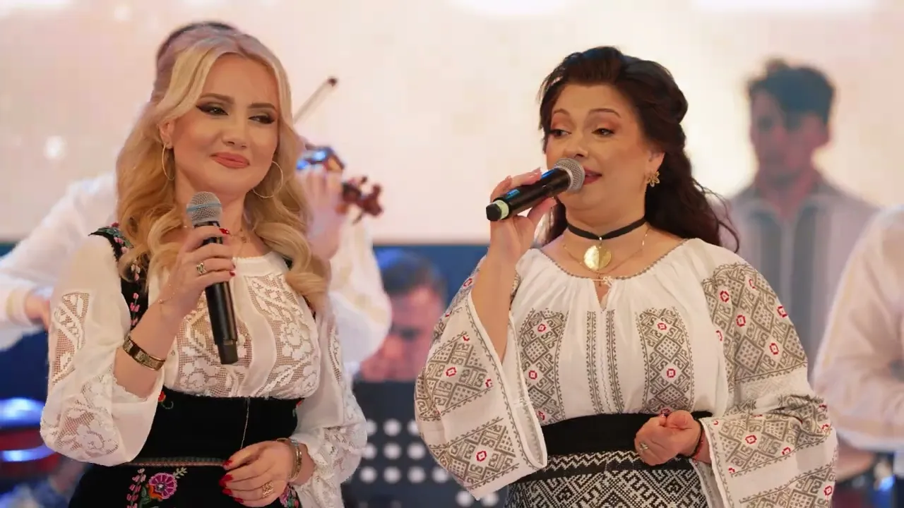 Laura Olteanu & Adriana Ochisanu - Asa-i omul cat traieste