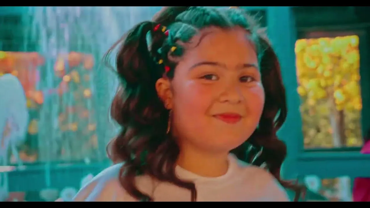 Evelin - Evelin va da pupici 2023 (Video Original)