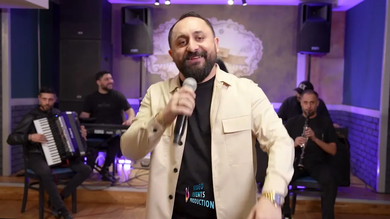 Nikos Dragulina - Pentru judetul Ilfov x Beau cafeaua cu o mana (Live)