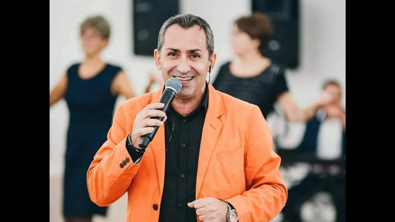 Gabi Pirnau - Mandra mea din Severin Colaj SARBE Colaj de petrecere BOMBA