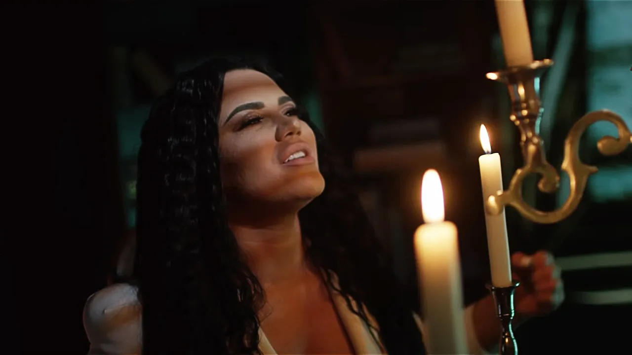 Carmen de la Salciua - Noaptea cand rasare luna (Cele Mai Noi Manele)