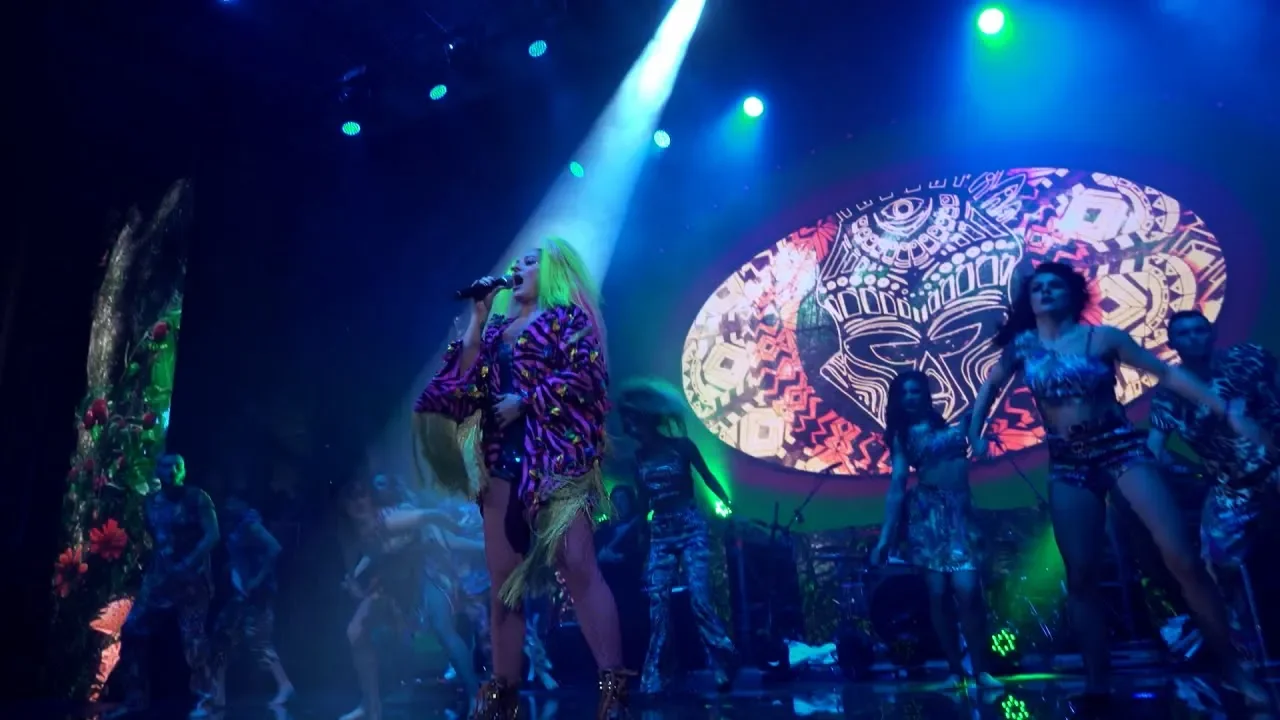 Delia - Africana (Live)