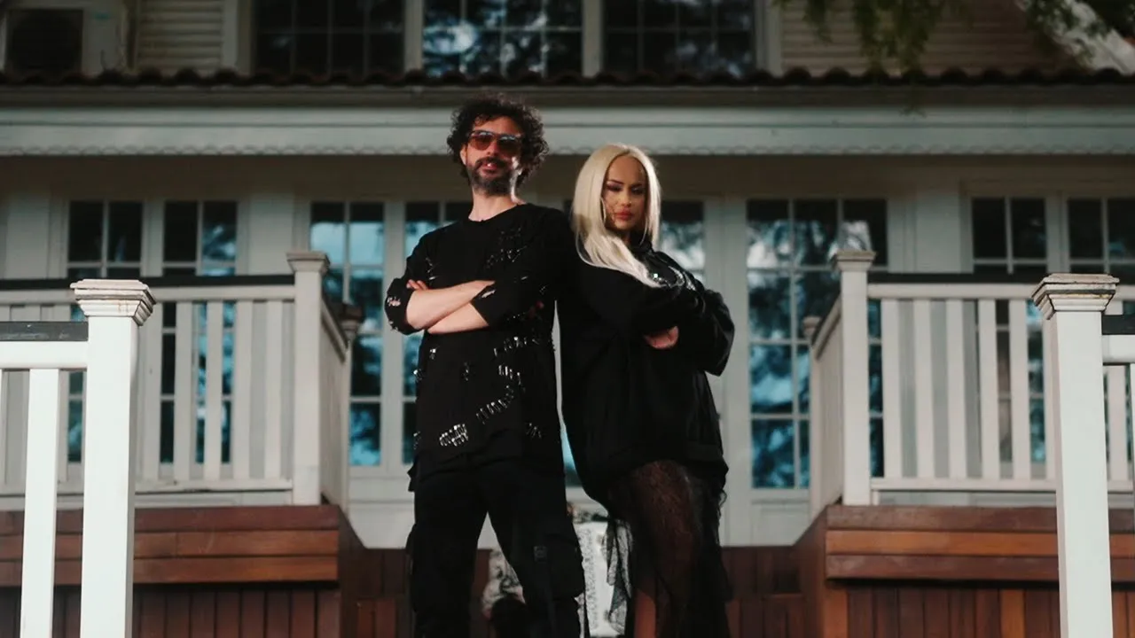 ANDA ADAM x Marius Moga - Bea, Daca Vrei