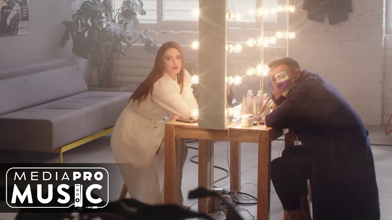 Vunk feat. Ioana Ignat - Ultimul Anunt (Original Radio Edit)