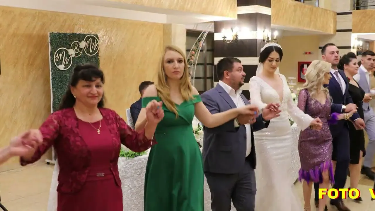 Gabi Nistor - Colaj patimas de petrecere