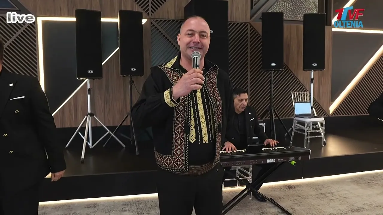 Adi de la Bals & Ork. Grup Music - Colaj de petrecere - Cel mai nou colaj de joc (LIVE)