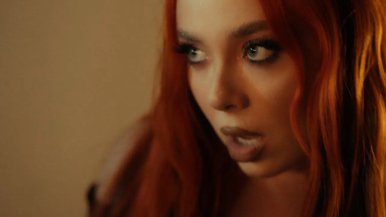 Olivia Addams x DOC - Plata cu dor (Video Original)