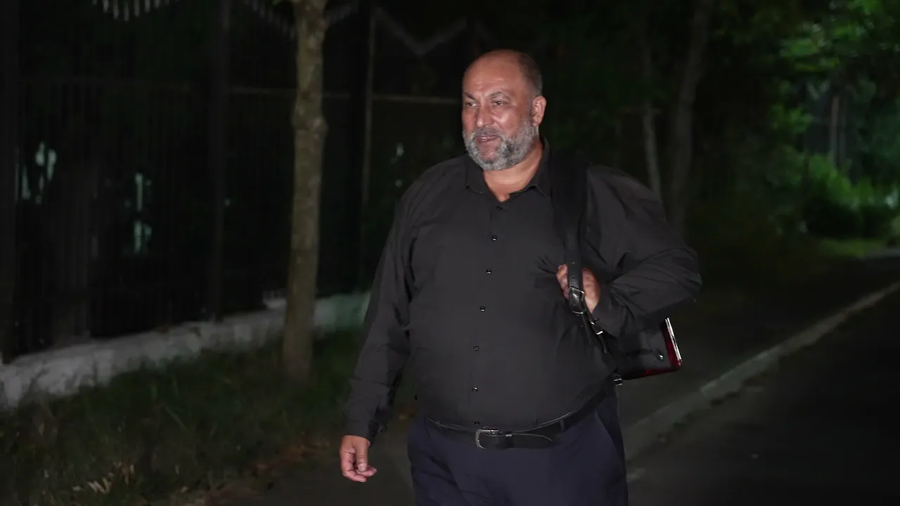 Sorin Necunoscutu - S-au dus anii fericiti 2021