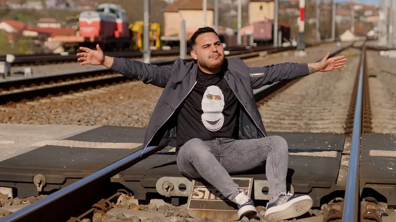 Vladut Cutramuru - Vreau sa plec acasa