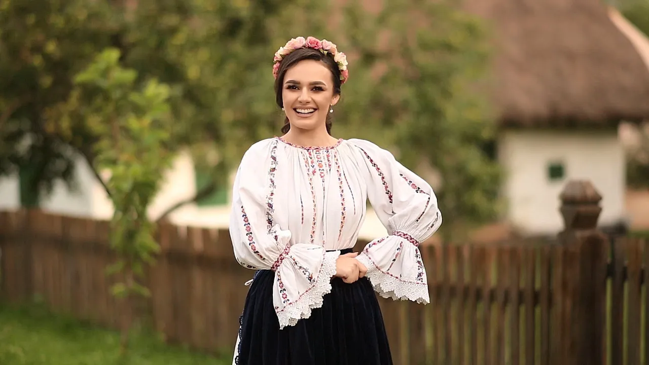 Larisa Pop - Poarte feciorii manie