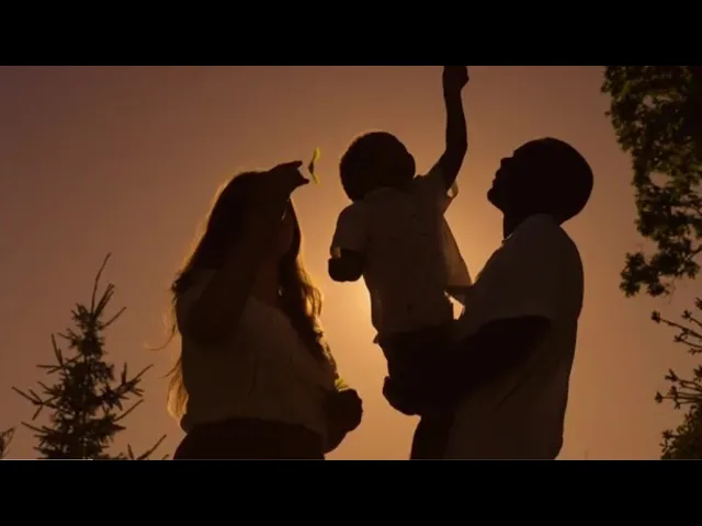 ROBERT LUCAN - VIATA MEA PLINA CU SOARE 2024