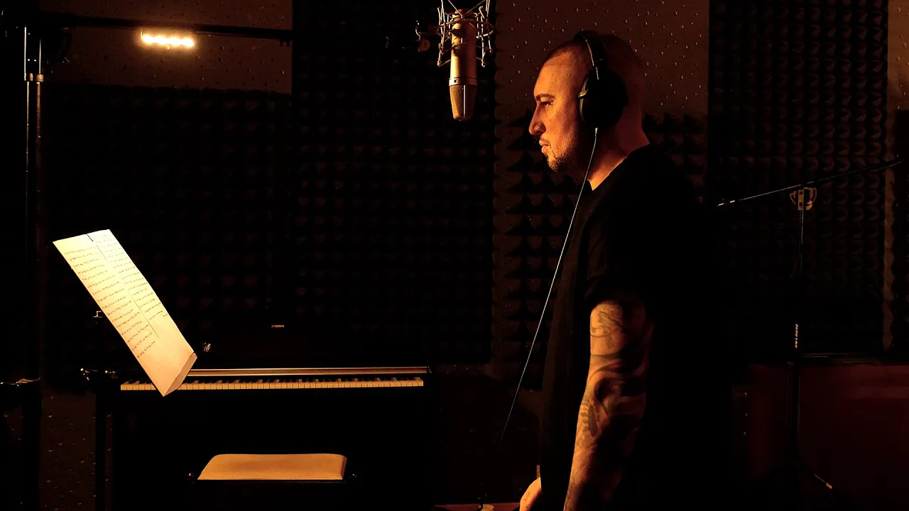 F.Charm - Cu ochii inchisi (Original Radio Edit)