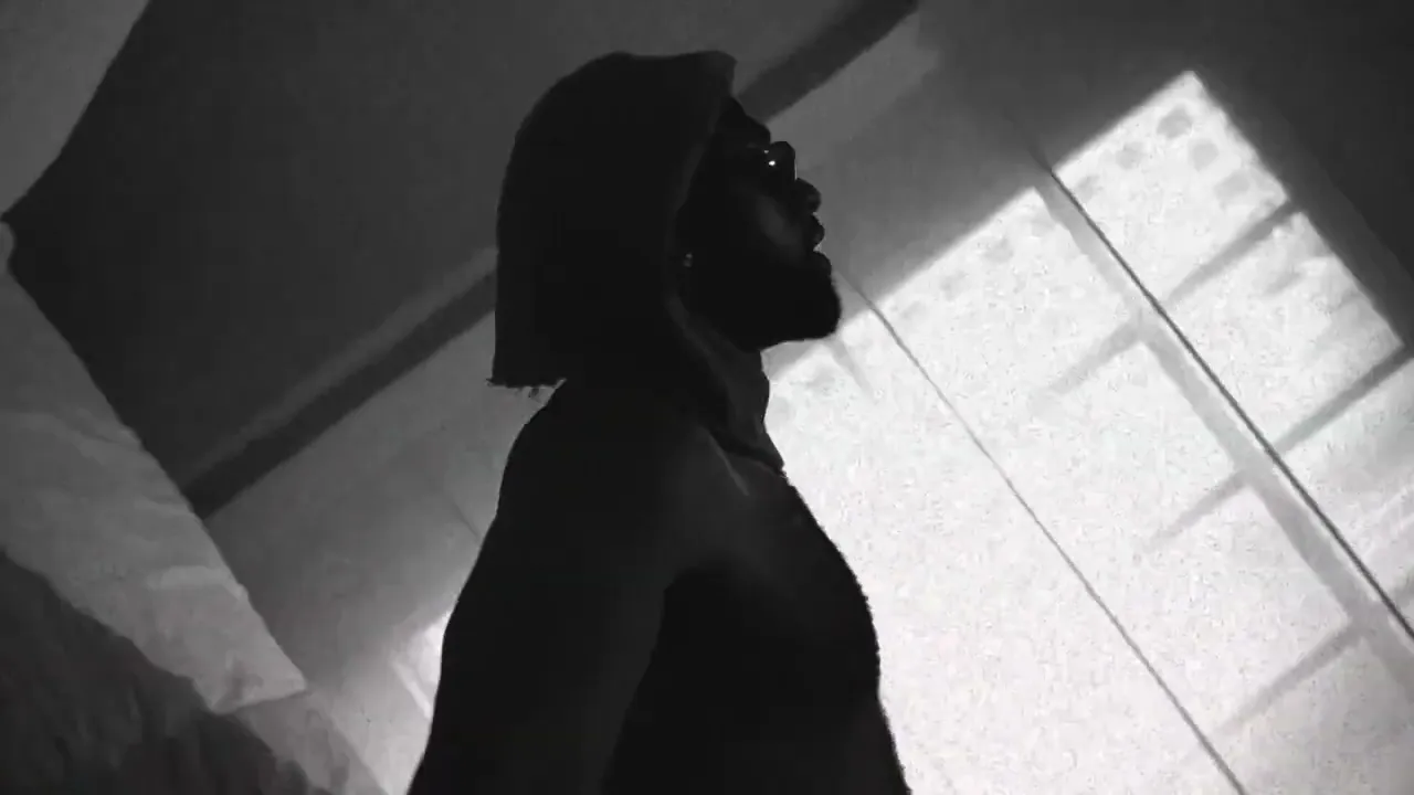 Benson - Likkle Drop feat. Kwame