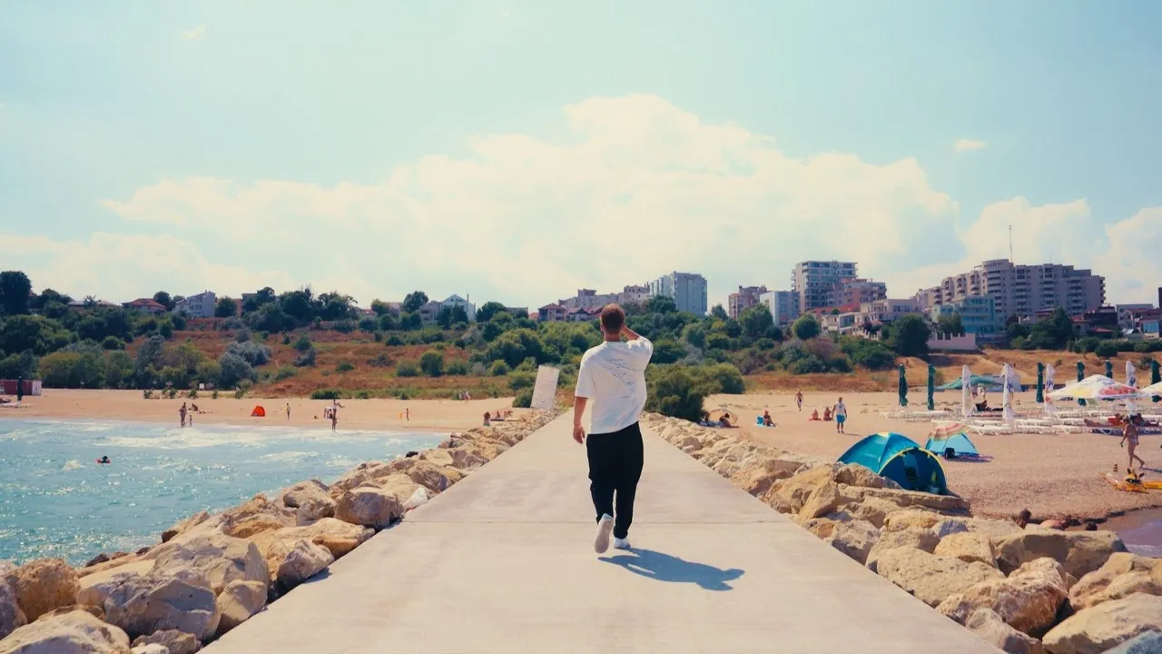 Sergiu Smerea - Vin (Video Original)