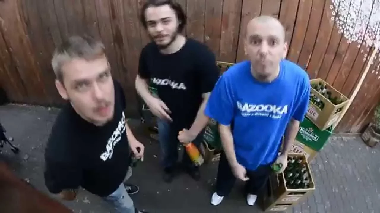 BAZOOKA - Avem Onoarea Sa Fim Sparti