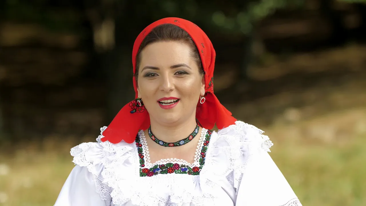 Andreea Valean Indrecan - Colaj Maramures cu burtiera