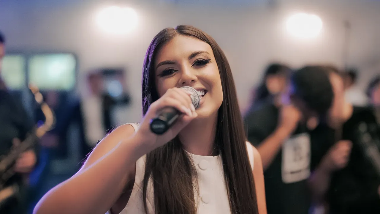 Loredana Sotea - Ce Nevasta Faina Am (Colaj Hore LIVE 2025)