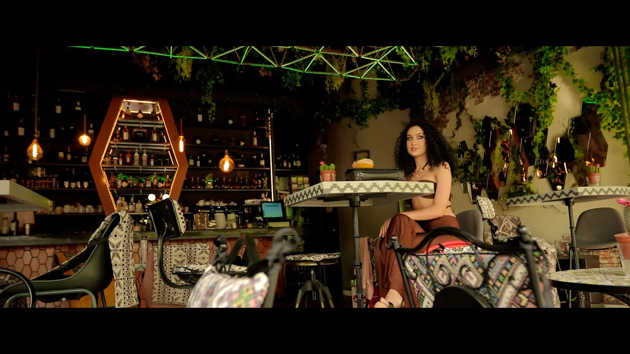 Nikolas vs Cocos de la Calarasi - Fata si durerea (Originala 2022)