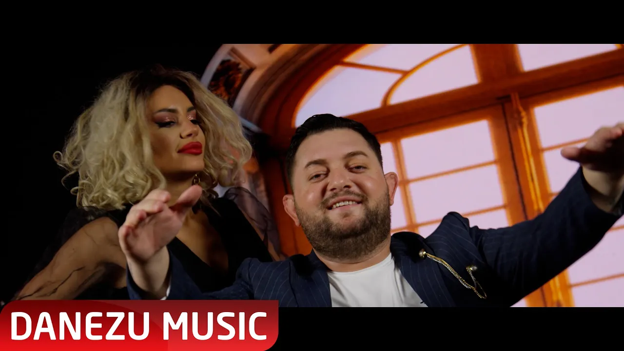 Puisor de la Medias - Cu un tatuaj (Originala 2022)