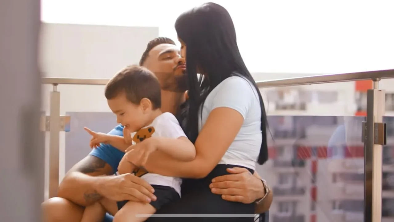 IONUT FRUMUSELU - DAU BANII SI AVEREA (Originala 2023)