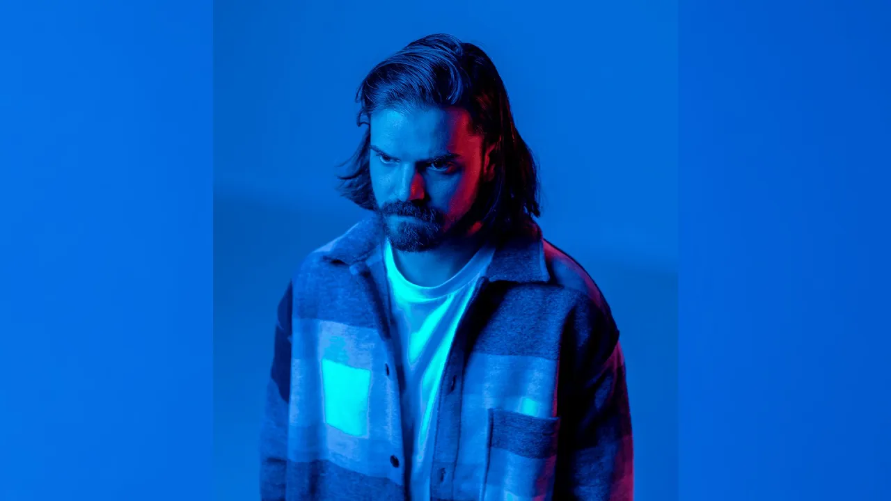 Vlad Flueraru - Asculta (Original Radio Edit)