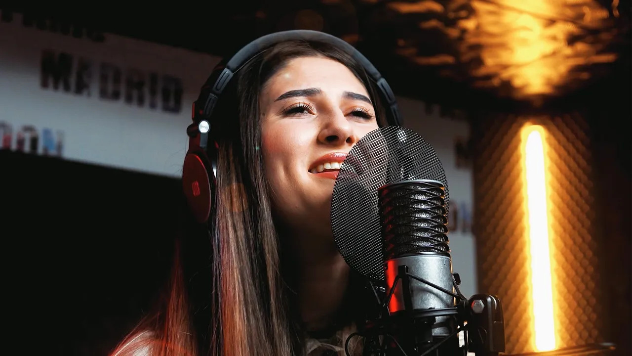 Camelia Rosu - Ce sa-i fac inimii mele (Video Original)