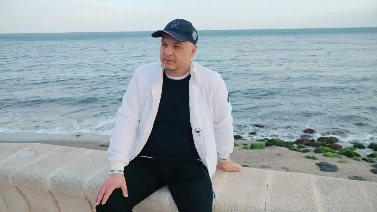 Dj Sebi - Ma intreb ce o mai fi prin tara (Video Original)