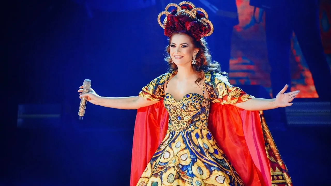 ELENA - LUNA ALBA CONCERT INTEGRAL (Sala Palatului 2019)